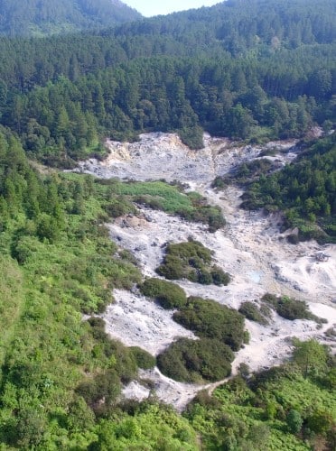 Kawah Karaha Bodas